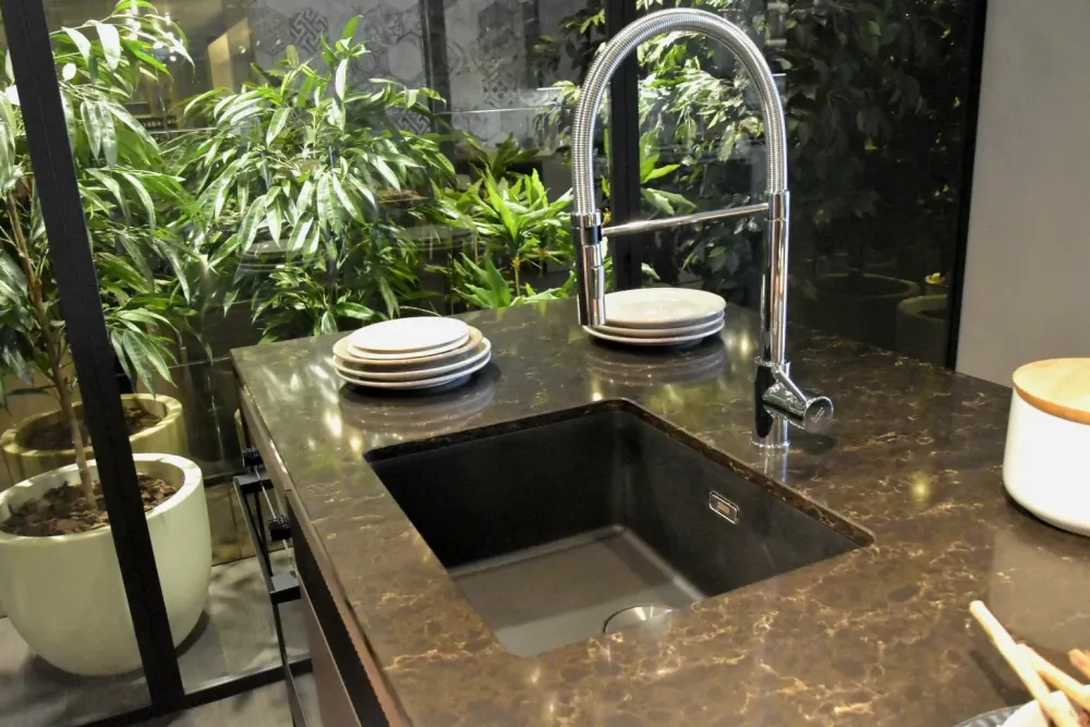 Cucina Metropolis natural con isola con un ribasso imperdibile^Stosa Sale