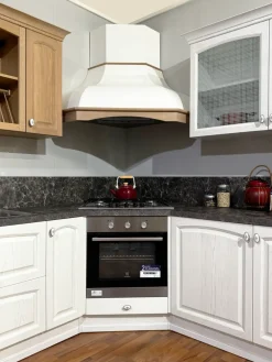 Clearance Cucina Mida classica bianca ad angolo scontata 50% Cucine Ad Angolo