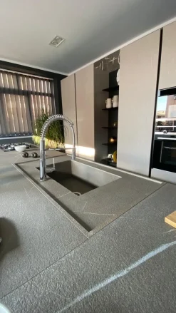 Sale Cucina moderna ad isola Bluna a prezzo scontato Cucine Ad Isola|Cucine Moderne