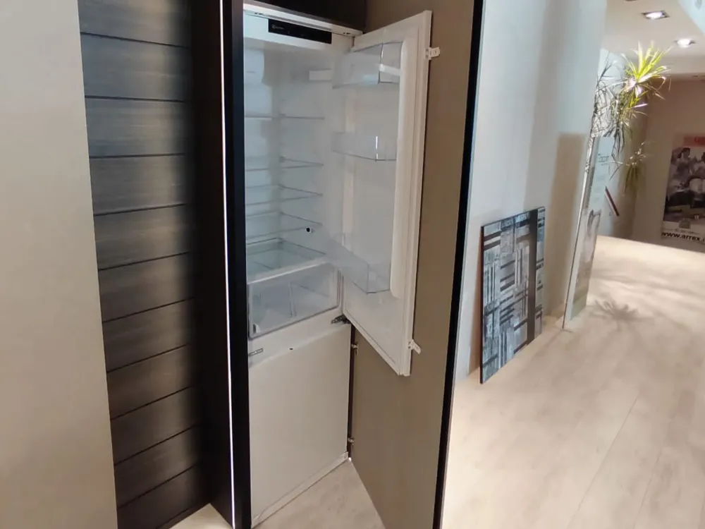 Cucina moderna altri colori con penisola Mh6^Modulnova