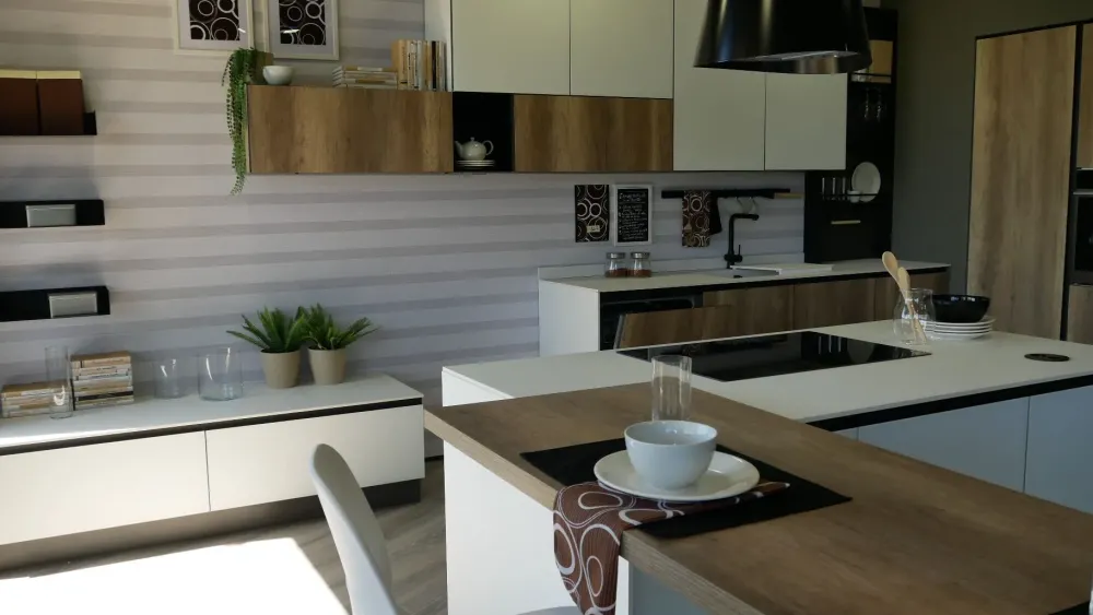 New Cucina moderna bianca ad isola Stratos in Offerta Outlet Cucine Ad Isola|Cucine Moderne
