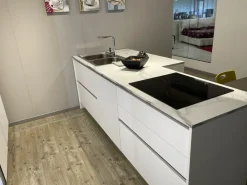 Arredo3 Cucina moderna con isola Mod kali a prezzo scontato- Cucine Ad Isola|Cucine Moderne