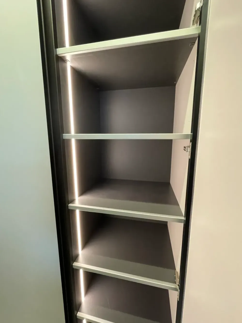 Hot Cucina moderna con isola Cucina con isola gentili a prezzo scontato Cucine Ad Isola|Cucine Moderne