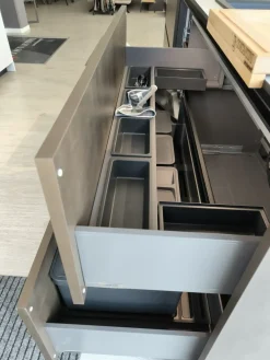 Aran Cucina moderna con isola Lab13 a prezzo ribassato- Cucine Ad Isola|Cucine Moderne