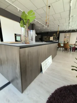 Aran Cucina moderna con isola Lab13 a prezzo ribassato- Cucine Ad Isola|Cucine Moderne