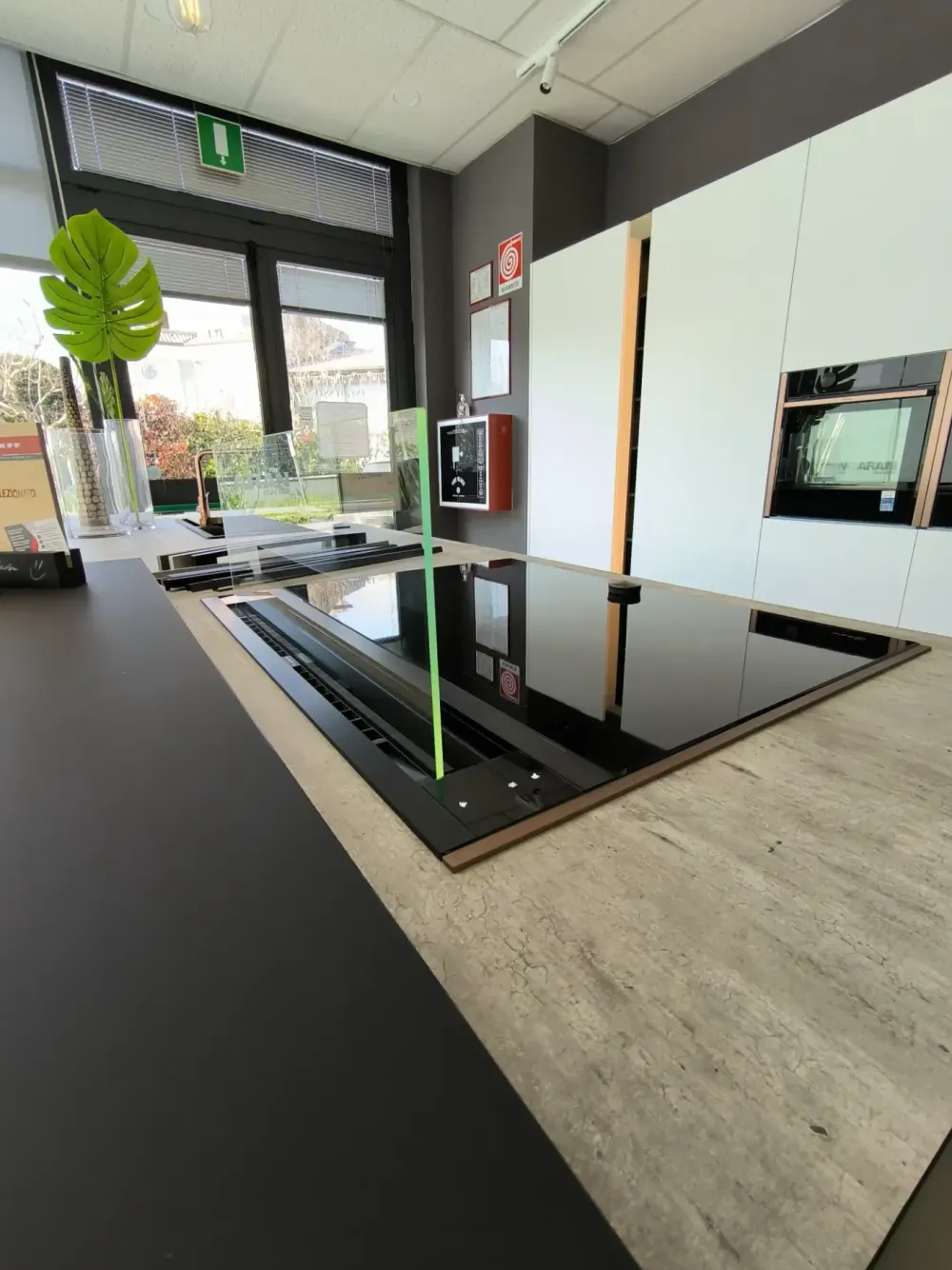 Aran Cucina moderna con isola Lab13 a prezzo ribassato- Cucine Ad Isola|Cucine Moderne