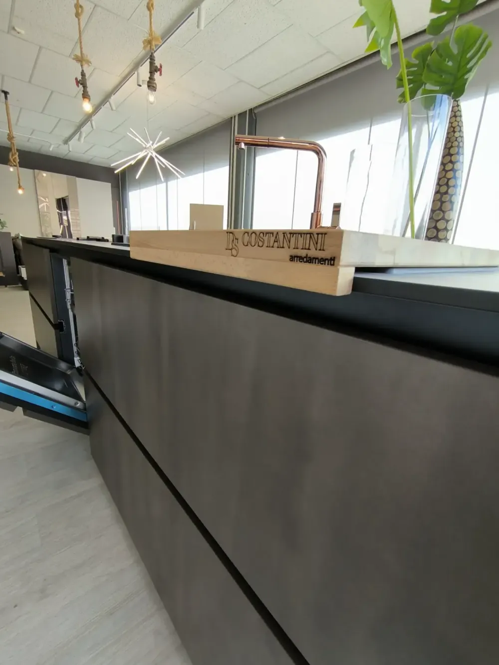 Aran Cucina moderna con isola Lab13 a prezzo ribassato- Cucine Ad Isola|Cucine Moderne