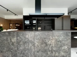 Doimo Cucine Cucina moderna con isola Aspen a prezzo ribassato- Cucine Ad Isola|Cucine Moderne