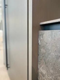 Doimo Cucine Cucina moderna con isola Aspen a prezzo ribassato- Cucine Ad Isola|Cucine Moderne