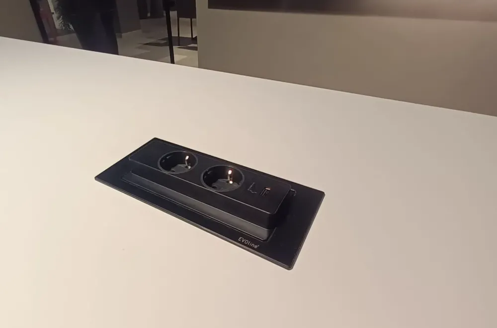 Cesar Cucina moderna con isola Cucina n elle a prezzo scontato- Cucine Ad Isola|Cucine Moderne