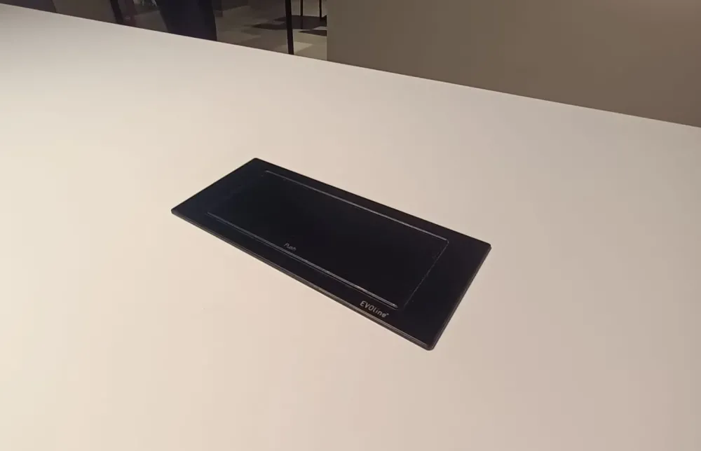 Cesar Cucina moderna con isola Cucina n elle a prezzo scontato- Cucine Ad Isola|Cucine Moderne