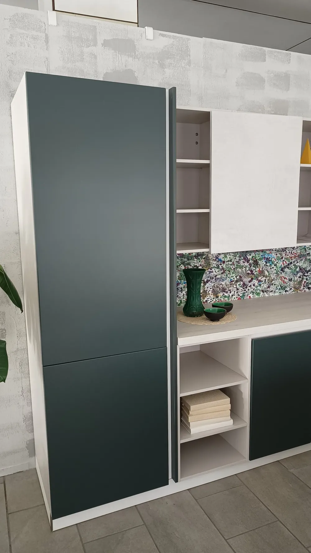 Cucina moderna con penisola Soft lack a prezzo ribassato^Nolte Hot