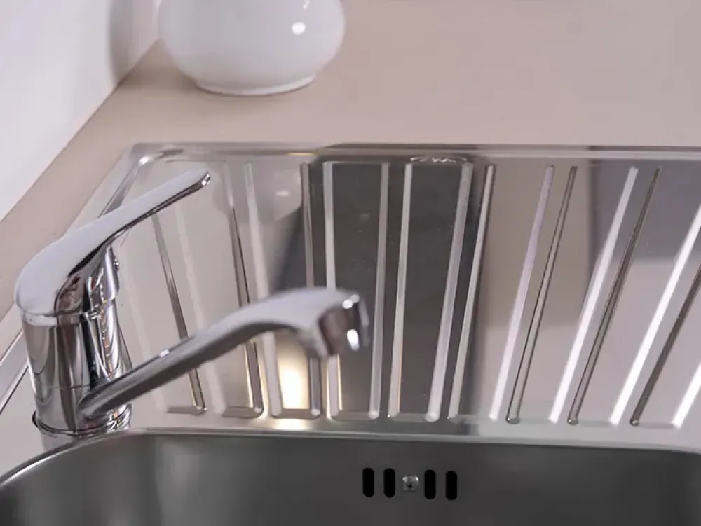 Cucina moderna lineare Noemi a prezzo scontato^Lube Cucine Online