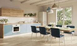 Collezione esclusiva Cucina moderna nordic celeste, effetto legno, scontata 53%. Progettata da un interno.- Cucine Lineari|Cucine Moderne