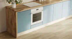 Collezione esclusiva Cucina moderna nordic celeste, effetto legno, scontata 53%. Progettata da un interno.- Cucine Lineari|Cucine Moderne