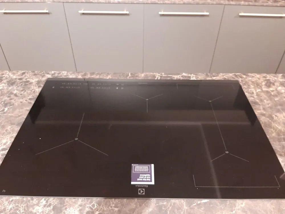 Cucina Modula con penisola con un ribasso imperdibile^Febal Clearance