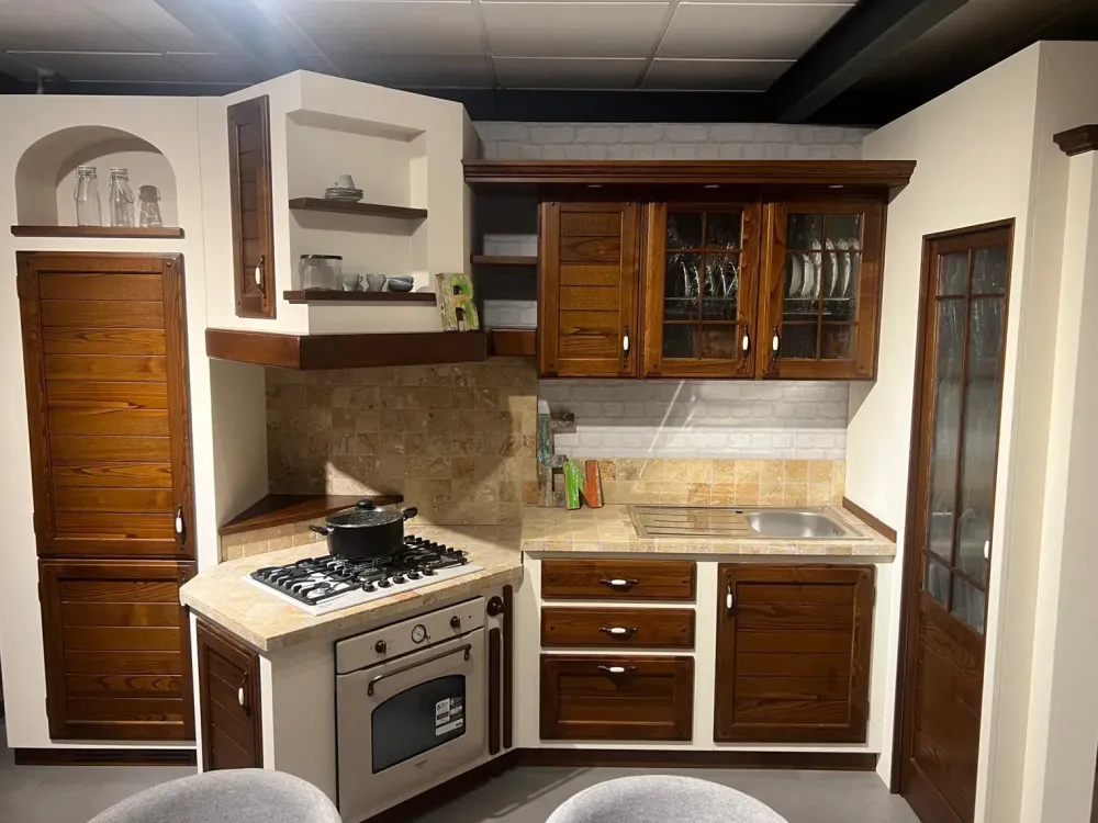 Cucina noce in muratura ad angolo Ger a soli 11000 Euro^Giaconi & Raponi Online