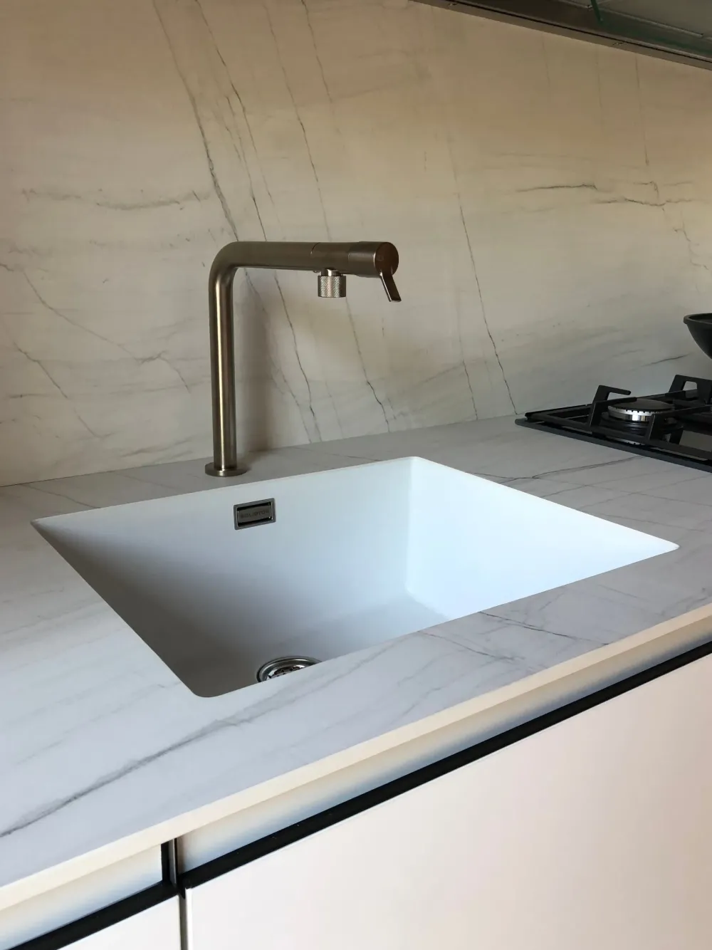 Nova Cucina Cucina design lineare bianca in laccato opaco Smart- Cucine Lineari|Cucine Design