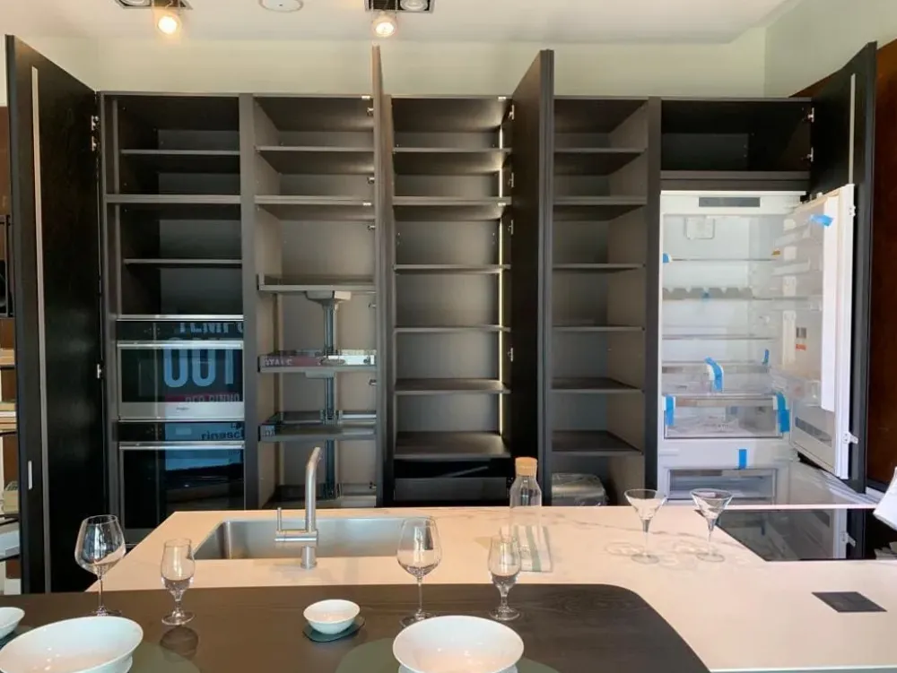 Cucina moderna con penisola altri colori in laccata opaco Phoenix^Poliform New