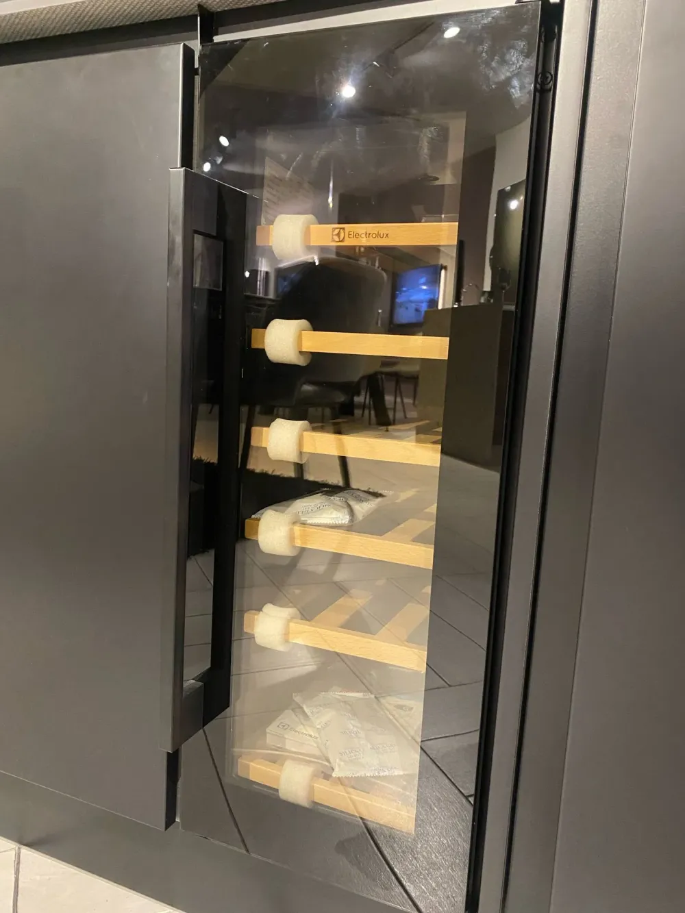 Cucina Pop lineare con un ribasso imperdibile^Mobilturi Outlet