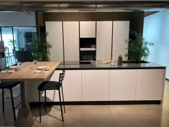 Sale Cucina  pop moderna bianca con isola scontata 61% Cucine Ad Isola|Cucine Moderne