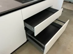 Sale Cucina pop moderna bianca con isola scontata 61% Cucine Ad Isola|Cucine Moderne