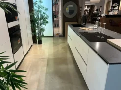 Sale Cucina pop moderna bianca con isola scontata 61% Cucine Ad Isola|Cucine Moderne