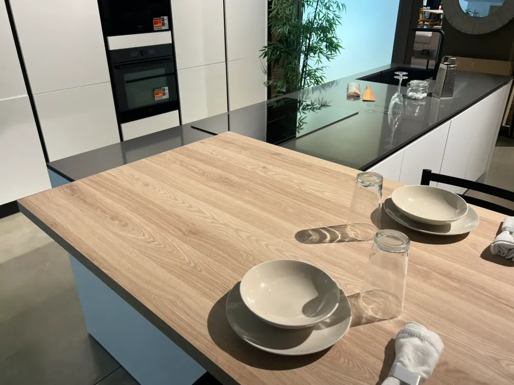 Sale Cucina pop moderna bianca con isola scontata 61% Cucine Ad Isola|Cucine Moderne