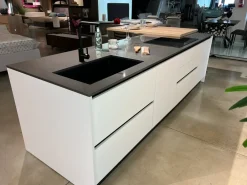 Sale Cucina pop moderna bianca con isola scontata 61% Cucine Ad Isola|Cucine Moderne