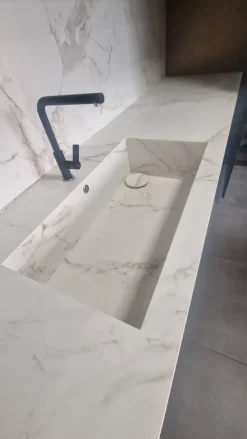 Discount Cucina rossa design con isola Cucina 45* a soli 27200 Euro Cucine Ad Isola|Cucine Design