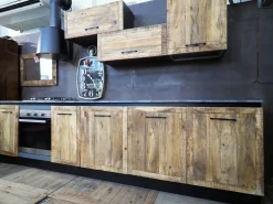 Outlet Cucina rovere chiaro industriale lineare Cucina industriale  vintage in legno e ferro  offerta unica in offerta Cucine Lineari