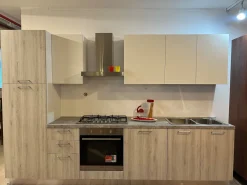 Outlet Cucina rovere chiaro moderna lineare Cucina joy rovere chiaro e bianco in offerta Cucine Lineari|Cucine Moderne