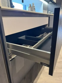 Outlet Cucina rovere moro moderna lineare Young in offerta Cucine Lineari|Cucine Moderne