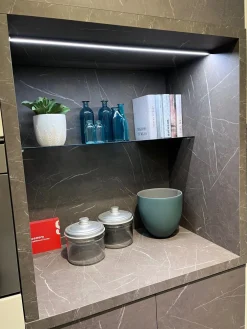 Scavolini Cucina moderna con isola bianca in laccata lucido Scenery- Cucine Ad Isola|Cucine Moderne