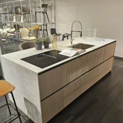 Arredo3 Cucina Time moderna grigia con isola scontata 30%- Cucine Ad Isola|Cucine Moderne