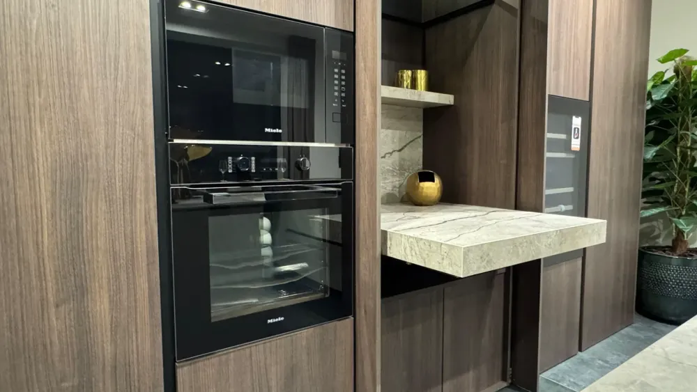 Binova Cucina tortora design con isola Bluna a soli 21900 Euro- Cucine Ad Isola|Cucine Design