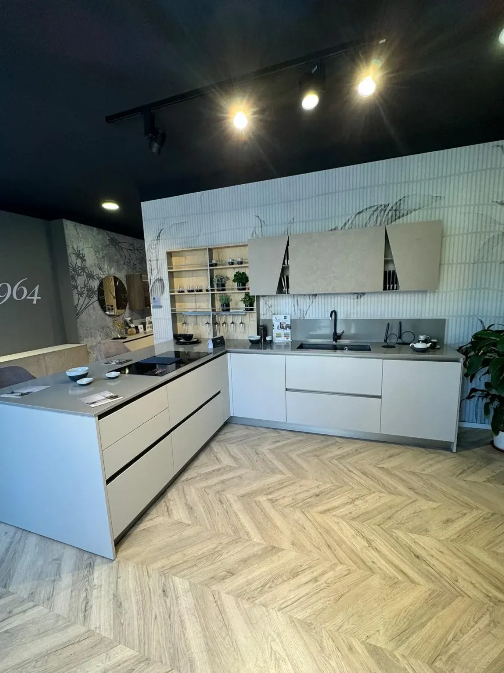 Cucina tortora moderna ad angolo Infinity scontata^Stosa Hot