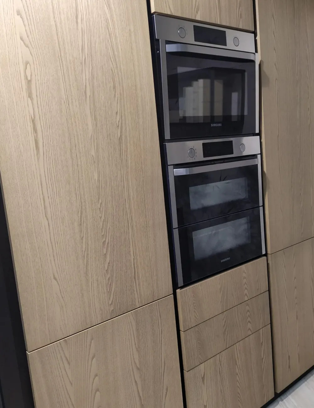 Cucina tortora moderna con penisola Xl in Offerta Outlet Cucine Con Penisola|Cucine Moderne