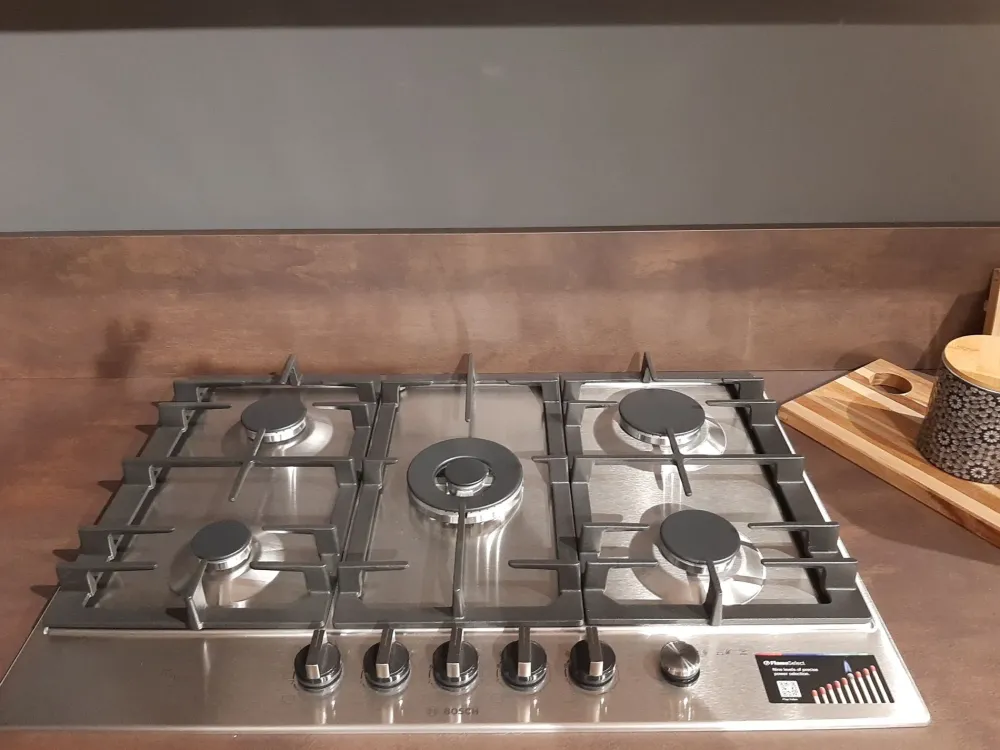 Cucina Traccia moderna bianca ad angolo scontata 45%^Febal New