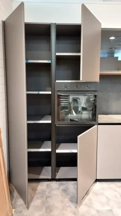 Valdesign Cucina moderna con isola grigia in nobilitato Logica- Cucine Ad Isola|Cucine Moderne