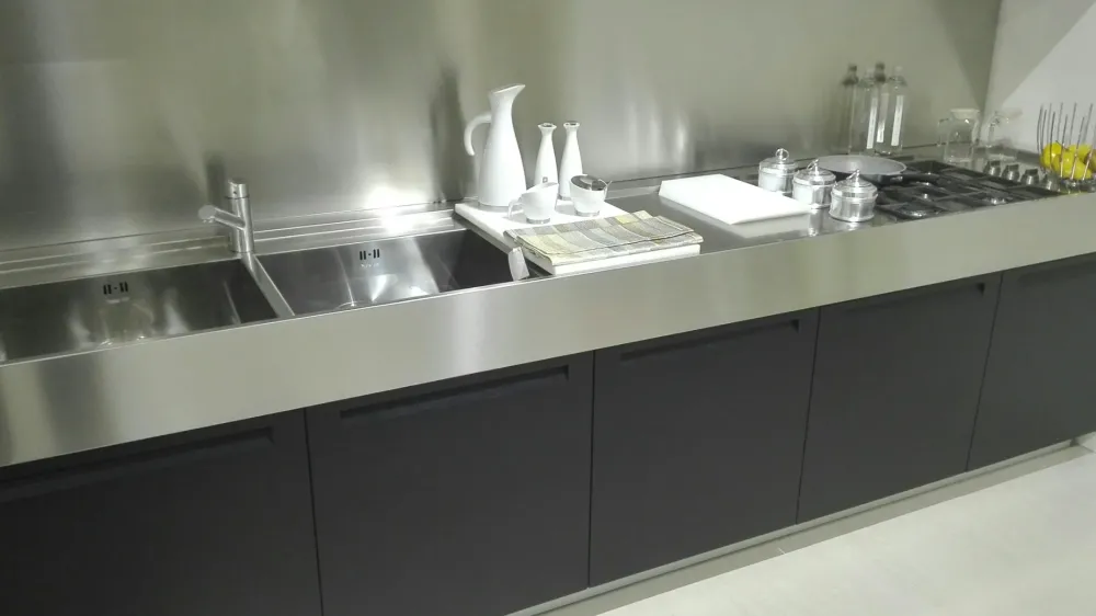 Varenna Cucina Minimal OFFERTA OUTLET- Cucine Lineari|Cucine Moderne