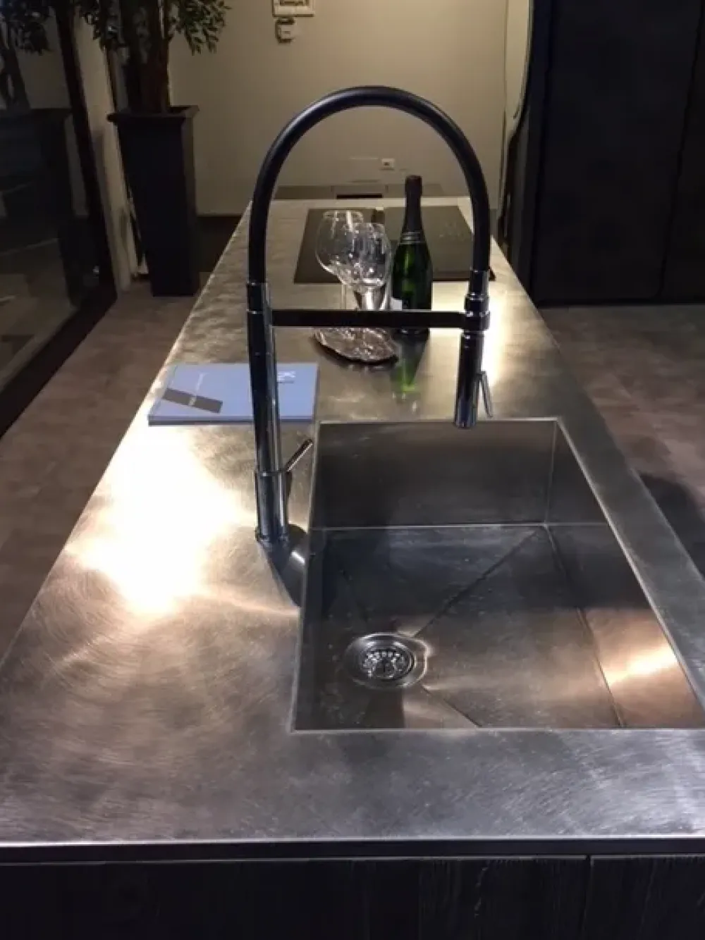 Cucina design ad isola altri colori in legno Line c - abete vecchio massello silver^Zampieri Cucine Best