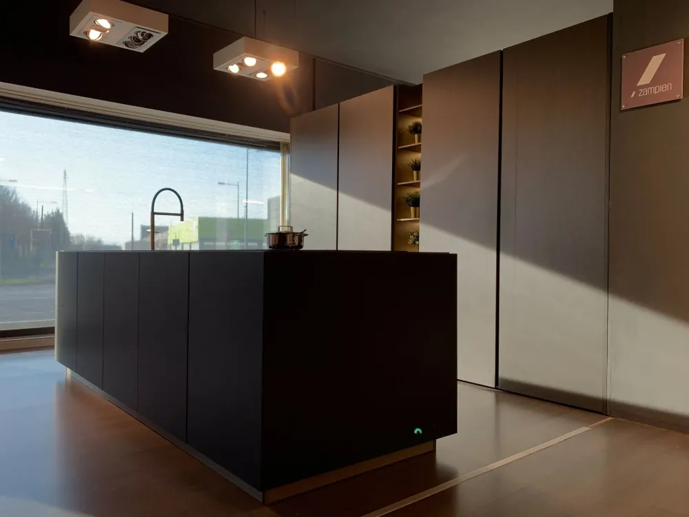 Cucina moderna ad isola altri colori in melaminico Segni^Zampieri Cucine Hot