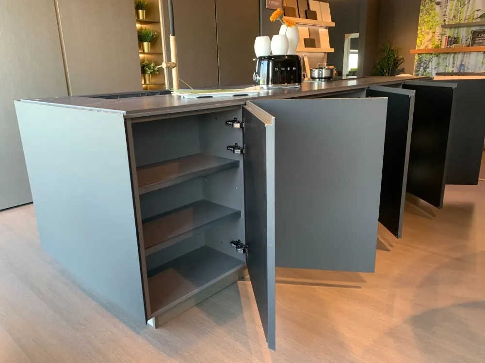 Cucina moderna ad isola altri colori in melaminico Segni^Zampieri Cucine Hot