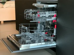 Cucina moderna ad isola altri colori in melaminico Segni^Zampieri Cucine Hot