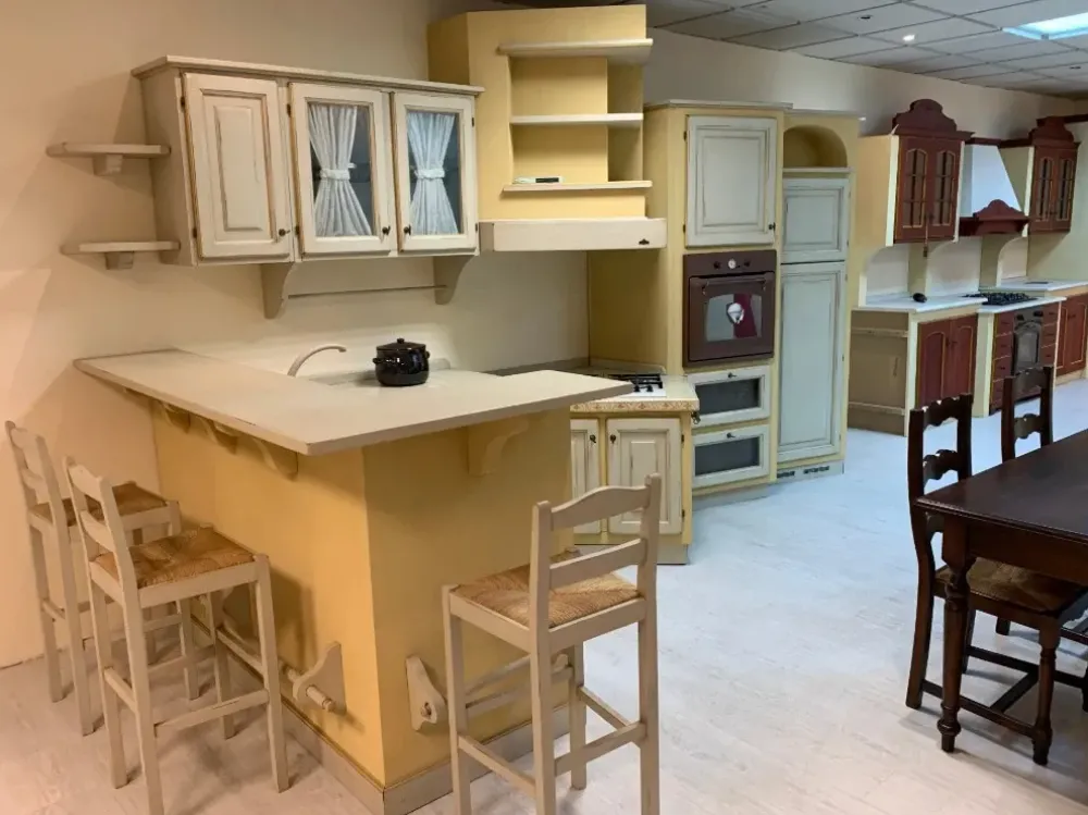 Best Cucina classica ad angolo altri colori in legno Savina Cucine Ad Angolo