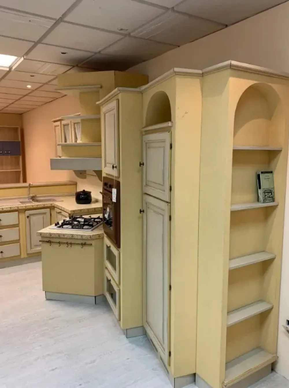 Best Cucina classica ad angolo altri colori in legno Savina Cucine Ad Angolo