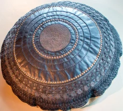 Cuscini divano Cuscino pelle tondo con borchie a prezzi SCONTATI^Pacha Mama Clearance