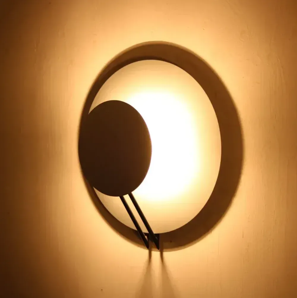 Da parete applique Vega grande nera tre ci luce con un ribasso esclusivo^Collezione esclusiva Discount