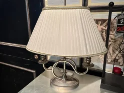 Da tavolo Lampada classica  stile Classica a prezzi convenienti^Collezione esclusiva Hot